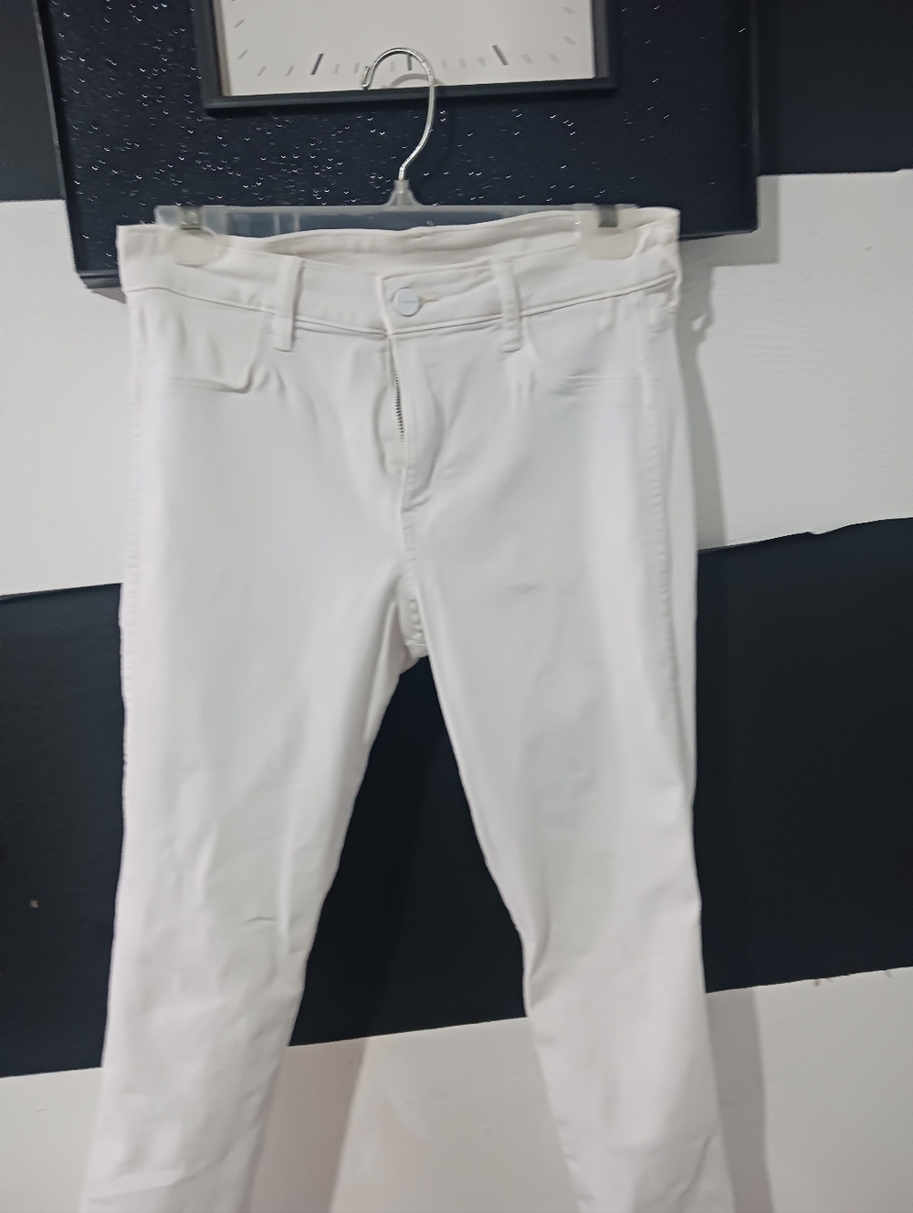 Women White Skinny Regular Waist Ankle Lenght Jeans - Picture 3 of 10